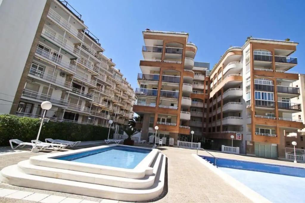 White Beach 100M Playa, Wifi, Pool 6Pax Salou Eksteriør billede